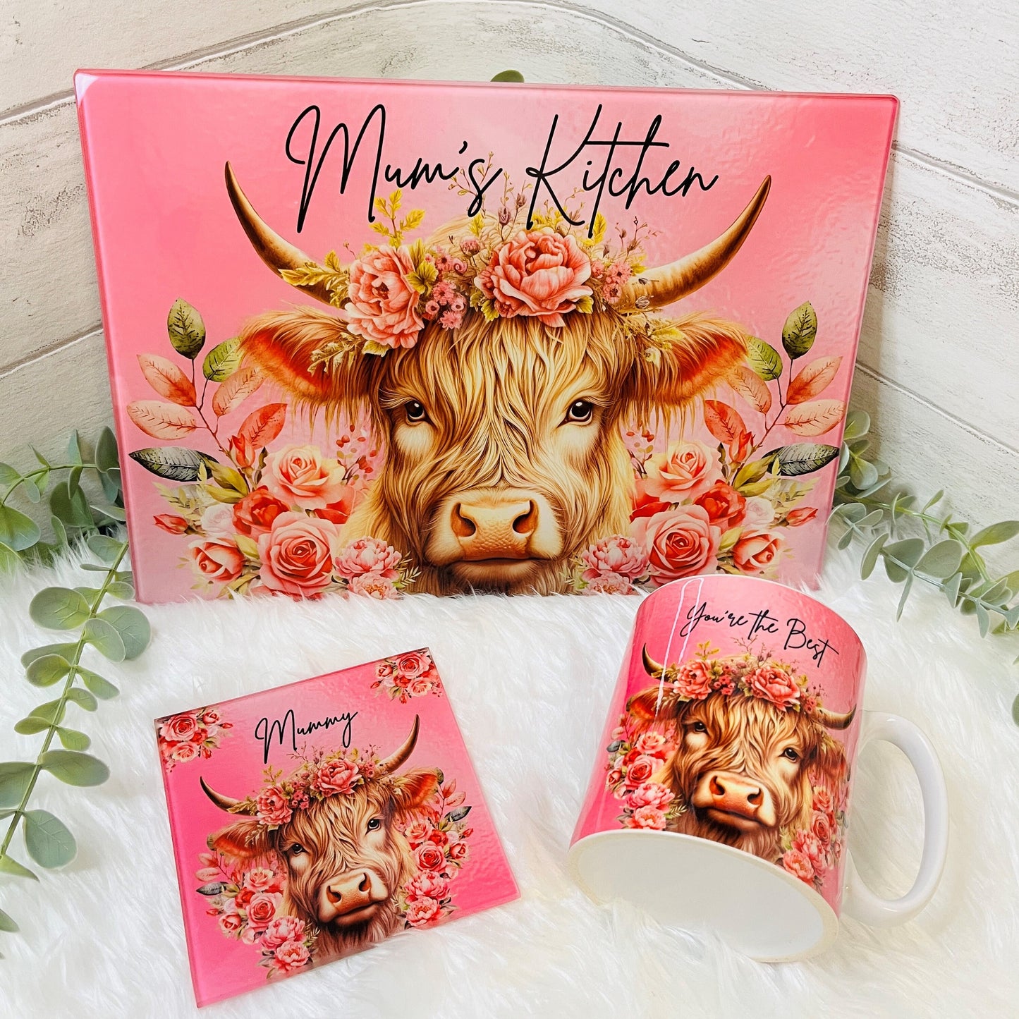 Highland Cow/Giraffe gift for Mum, Chopping Board with matching Mug and Glass Coaster